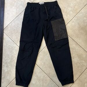 Urban Outfitters Nylon Cargo Style Joggers Size Medium